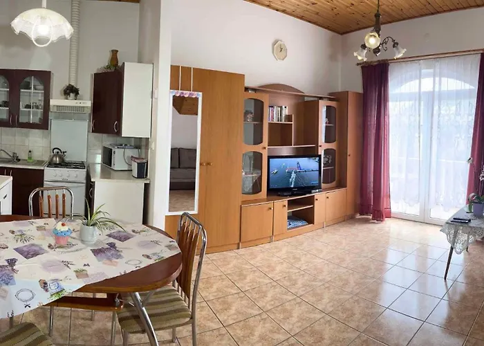 In - Balaton 18903 Hévíz